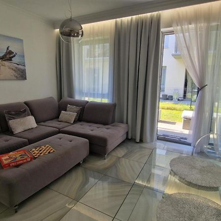 Maxim Apartment ポビエロボ エクステリア 写真