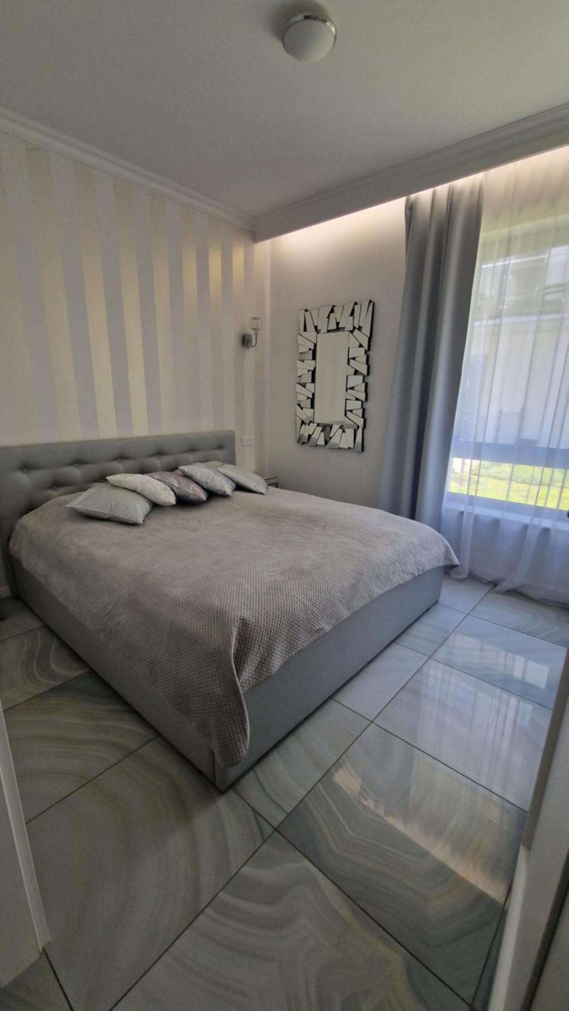 Maxim Apartment ポビエロボ エクステリア 写真