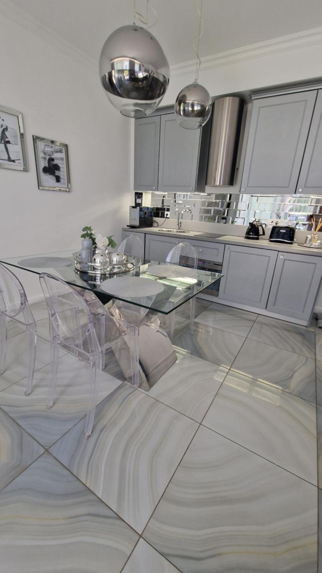 Maxim Apartment ポビエロボ エクステリア 写真